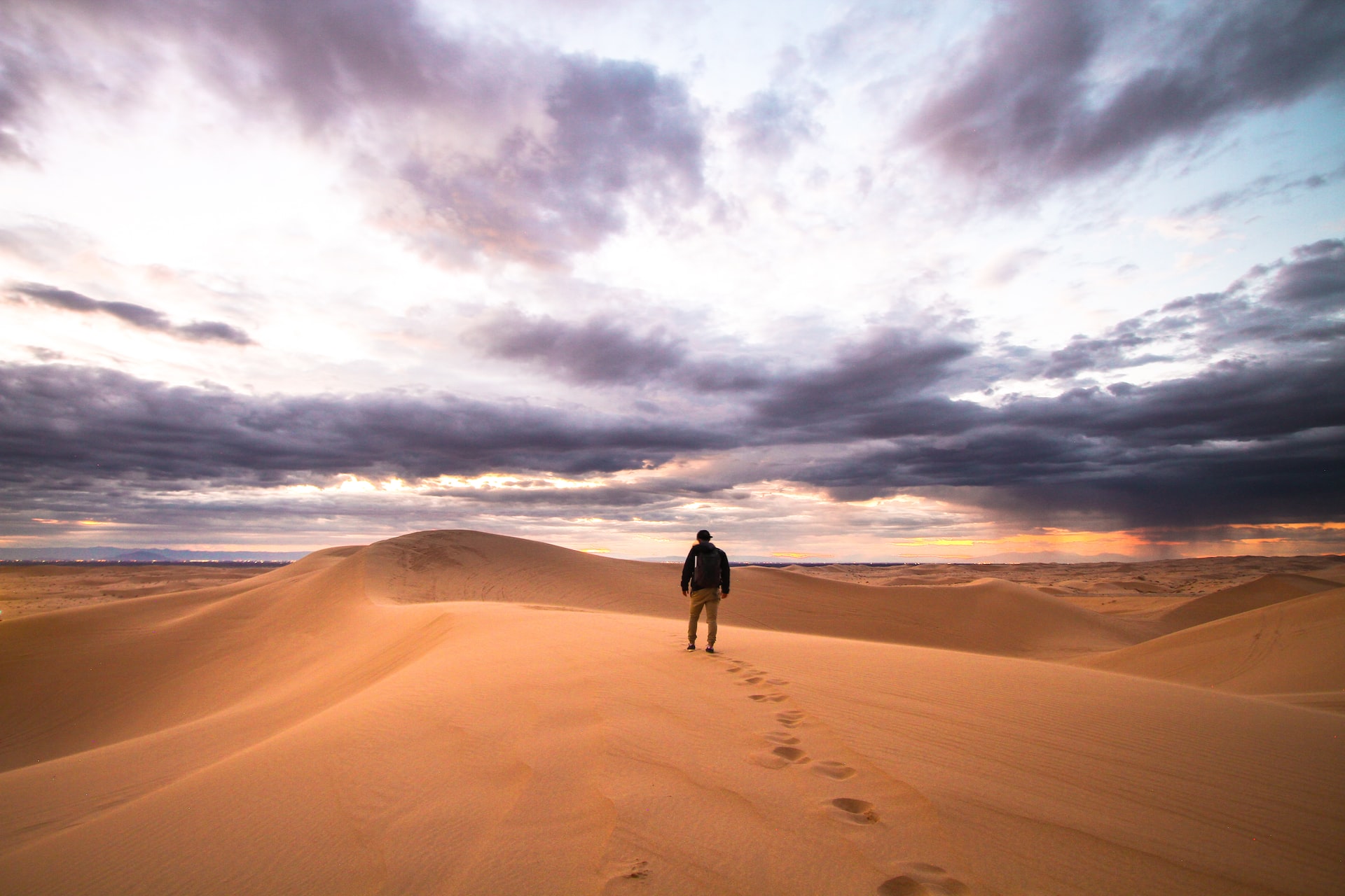 Everyday Blessing: GOD’S LEAD (PIMPINAN TUHAN)