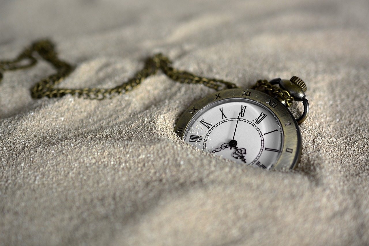 Everyday Blessing: SAVE YOUR TIME (S’LAMATKANLAH WAKTUMU)