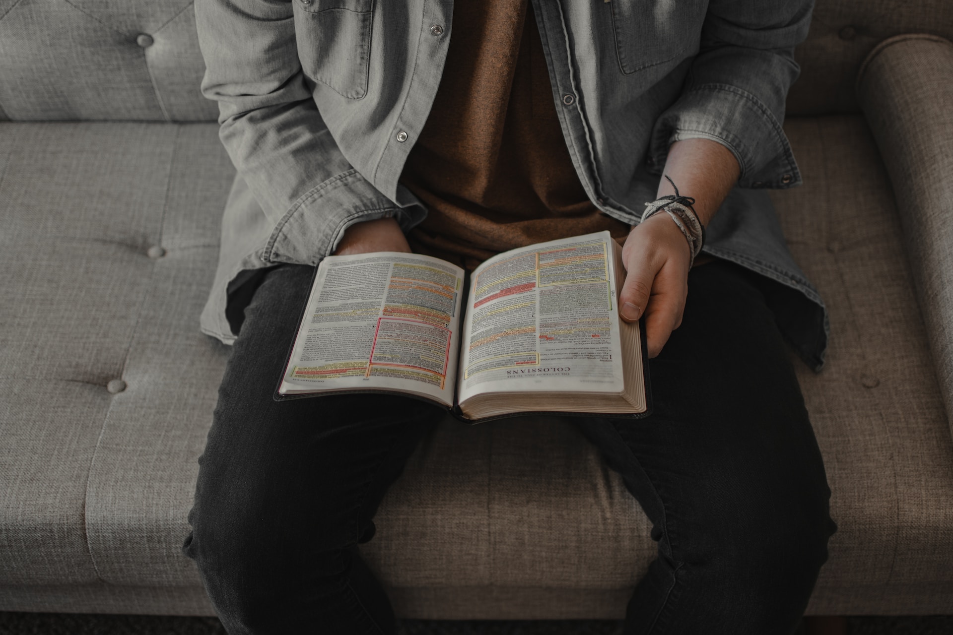 Everyday Blessing: KNOWING GOD