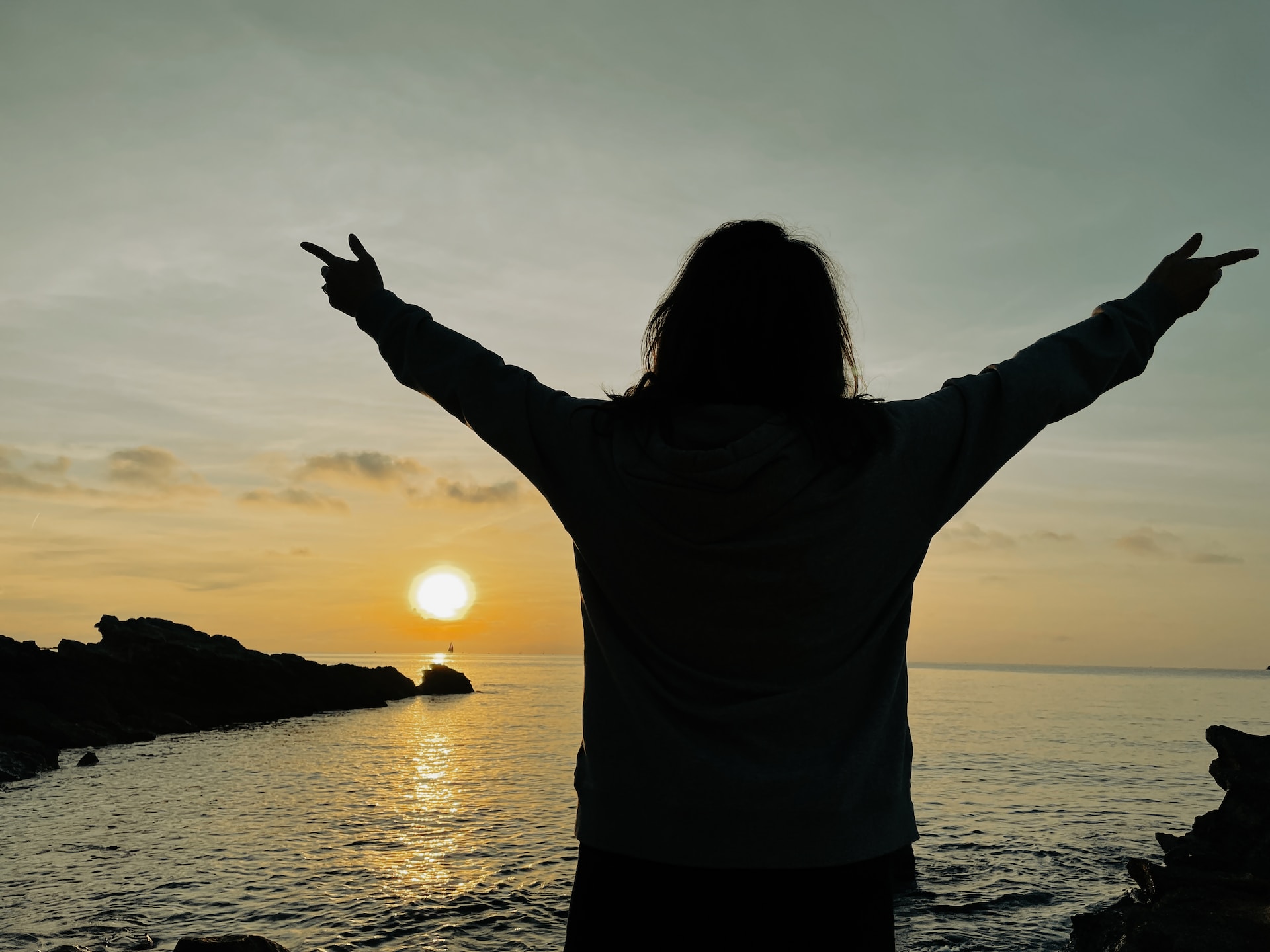 Everyday Blessing: GLORY TO THE LORD (KEMULIAAN BAGI TUHAN)