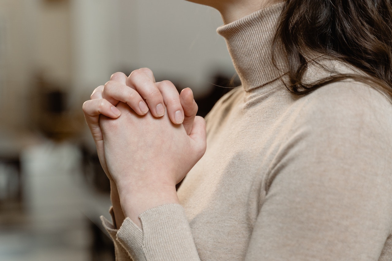 Everyday Blessing: GOD WHO ANSWERS PRAYERS (TUHAN YANG MENJAWAB DOA-DOA)