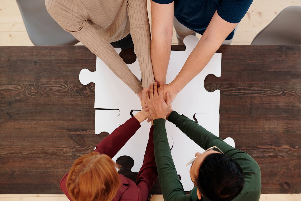 Everyday Blessing: UNITY IN COMMUNITY (KESATUAN DALAM KOMUNITAS)