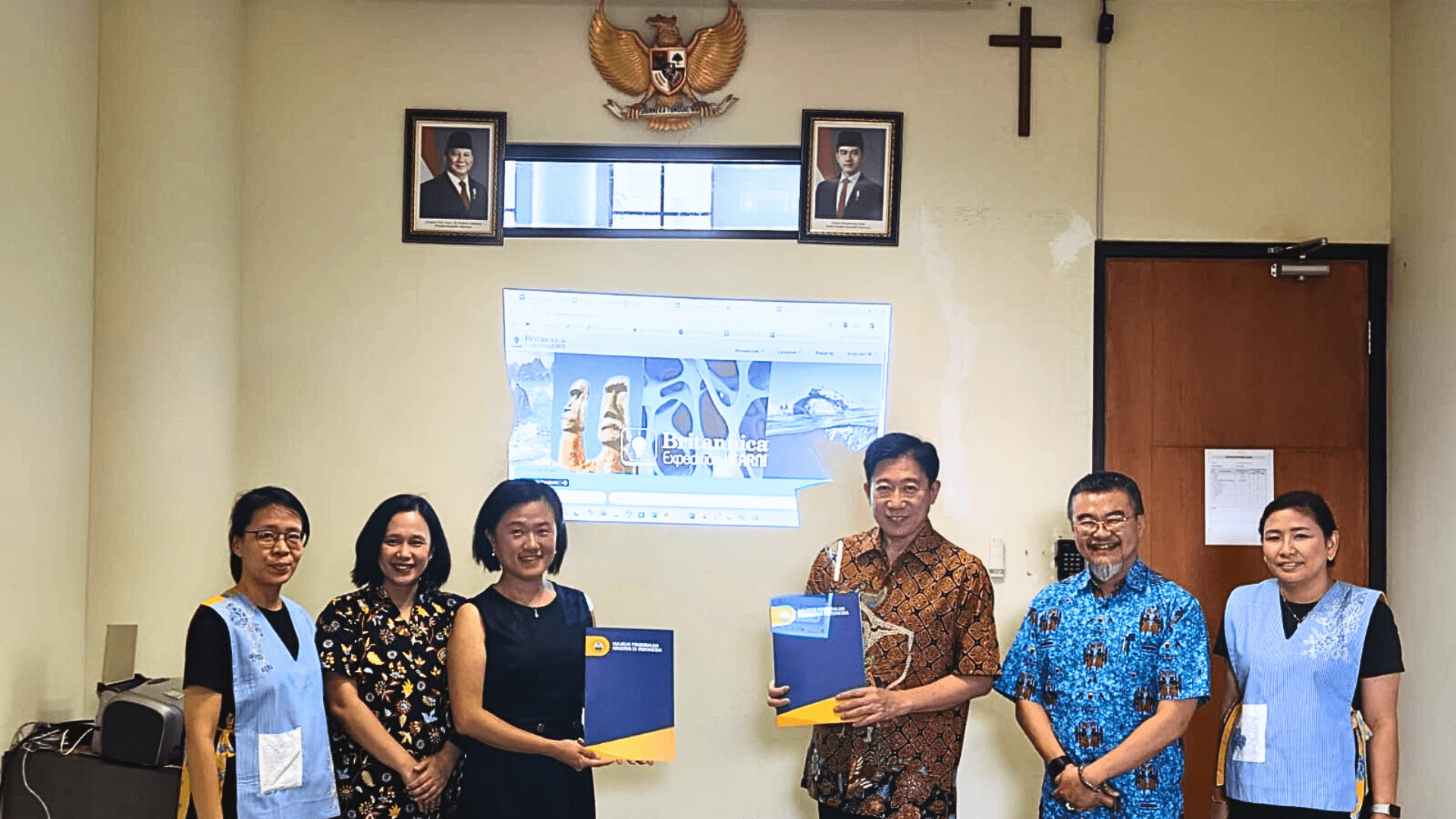 Penandatanganan Nota Kesepahaman (MoU) antara MPK dan Britannica Education